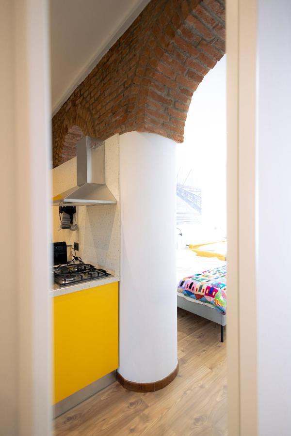 The Red Bricks Home - San Babila Area Mediolan Zewnętrze zdjęcie